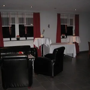 More Hotel